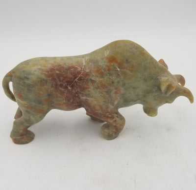 8” x 4.5” x 2” Granite Bull