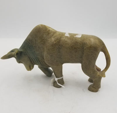 8” x 4.5” x 2” Granite Bull