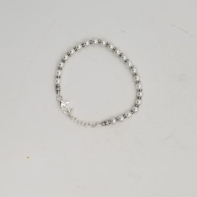 7.5" Semi Precious Pearl inspired Silver Bracelet in 2 tone finish - BR103