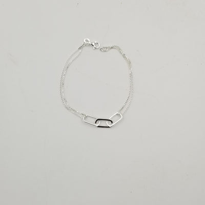 7.5" long. 999 quality Fine Silver bracelet - BR106