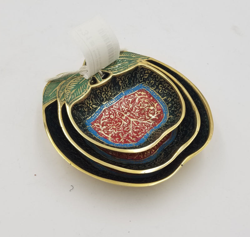 Brass Casted Platter Patta Apple S/3 Mina