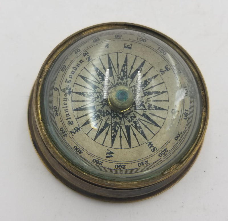 Paper weight Compass