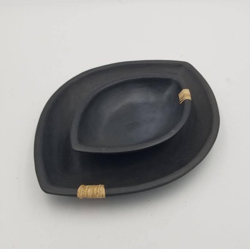 Serpentine Leaf Tray set of 2